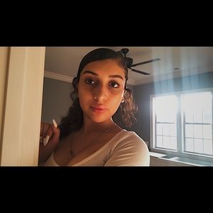 Meet your Posher, Norma